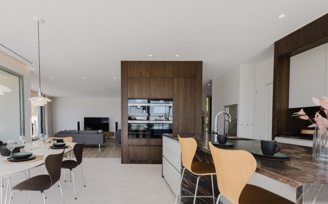 Herverkoop - Villa -
Orihuela Costa - Costa Blanca