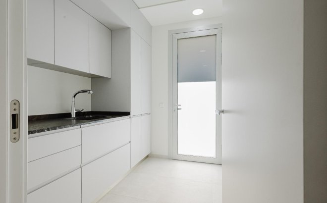 Herverkoop - Villa -
Orihuela Costa - Costa Blanca