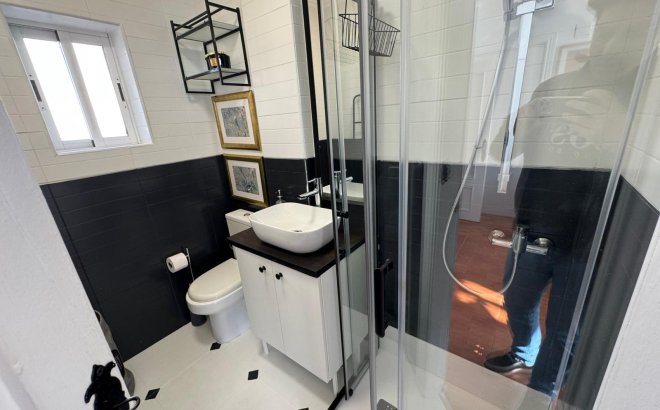 Herverkoop - Bungalow -
Torrevieja - Costa Blanca