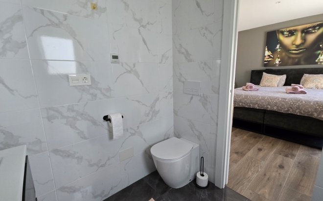 Resale - Villa -
Los Montesinos - Costa Blanca