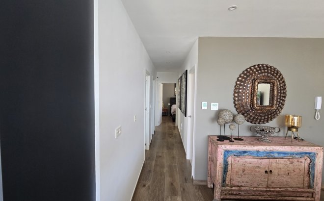 Resale - Villa -
Los Montesinos - Costa Blanca