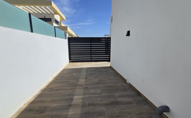 Resale - Villa -
Los Montesinos - Costa Blanca