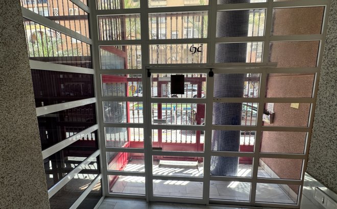 Revente - Appartement -
Torrevieja - Costa Blanca