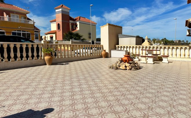 Resale - Town House -
Orihuela Costa - Costa Blanca