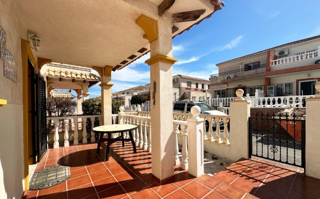 Resale - Town House -
Orihuela Costa - Costa Blanca