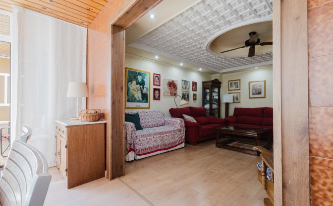 Resale - Apartment -
Torrevieja - Costa Blanca