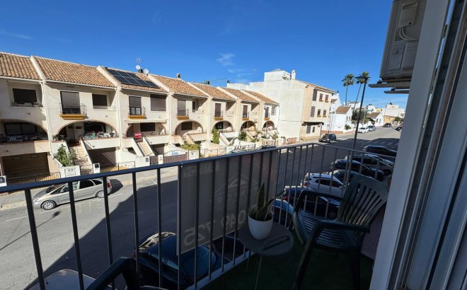 Resale - Apartment -
San Miguel de Salinas - Inland