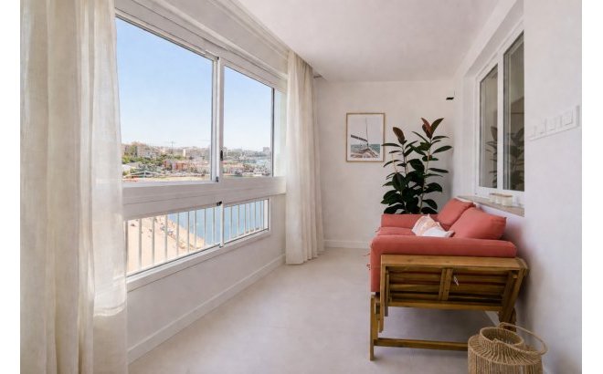 Resale - Apartment -
Torrevieja - Costa Blanca