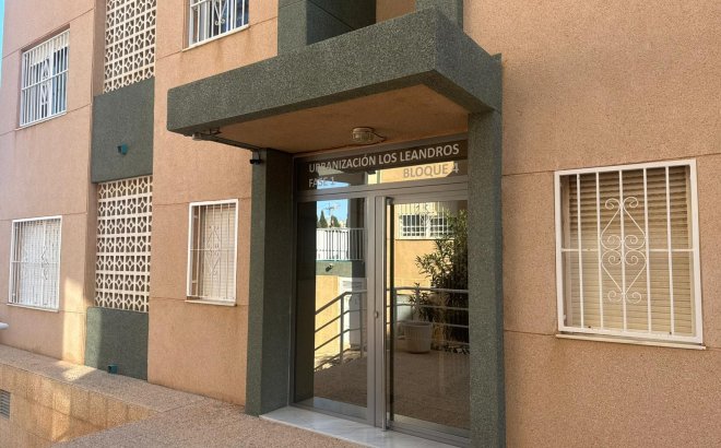 Revente - Appartement -
Torrevieja - Costa Blanca