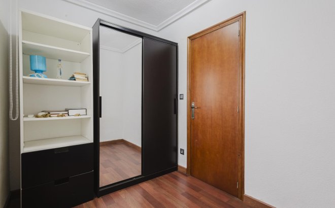 Revente - Appartement -
Torrevieja - Costa Blanca