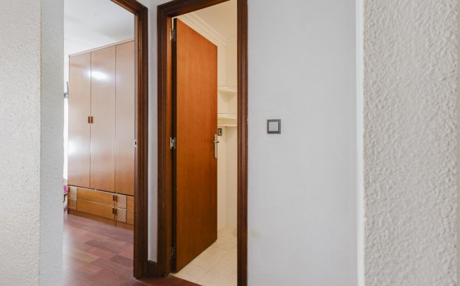 Revente - Appartement -
Torrevieja - Costa Blanca