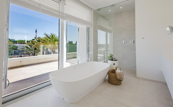 Resale - Villa -
Orihuela Costa - Costa Blanca