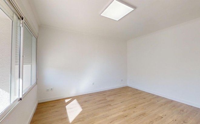 Resale - Bungalow -
Orihuela Costa - Costa Blanca