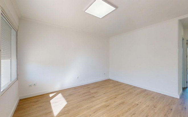 Resale - Bungalow -
Orihuela Costa - Costa Blanca