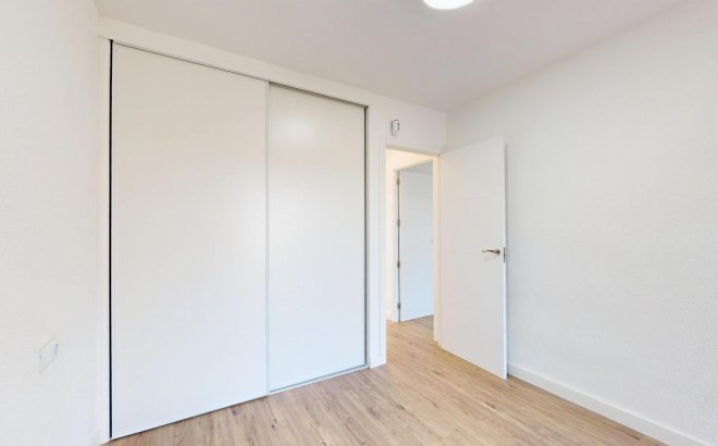 Resale - Bungalow -
Orihuela Costa - Costa Blanca