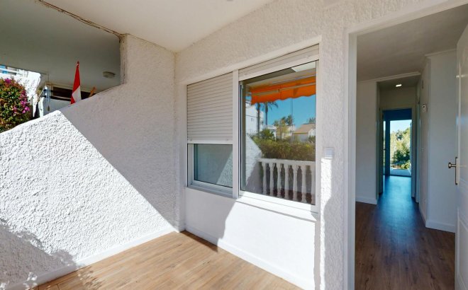 Resale - Bungalow -
Orihuela Costa - Costa Blanca