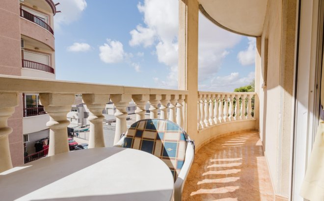 Revente - Appartement -
Torrevieja - Costa Blanca