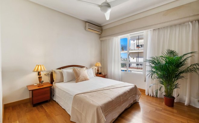 Revente - Appartement -
Torrevieja - Costa Blanca