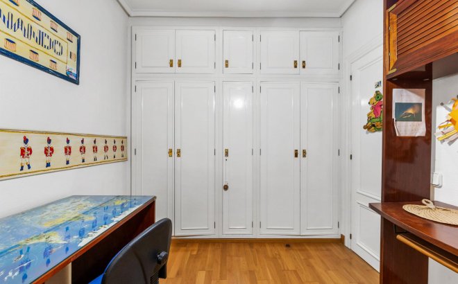 Revente - Appartement -
Torrevieja - Costa Blanca