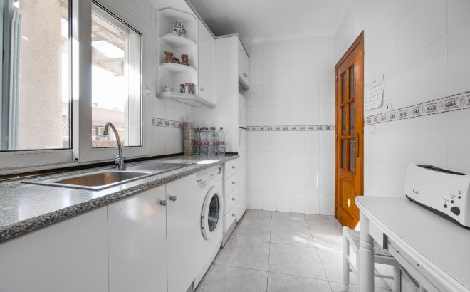 Resale - Apartment -
Torrevieja - Costa Blanca