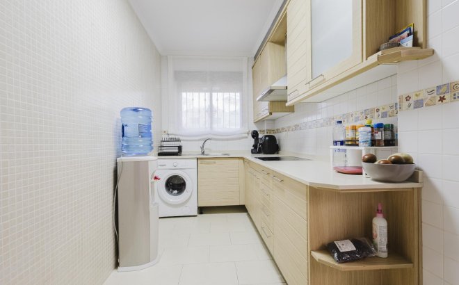 Resale - Villa -
Torrevieja - Costa Blanca