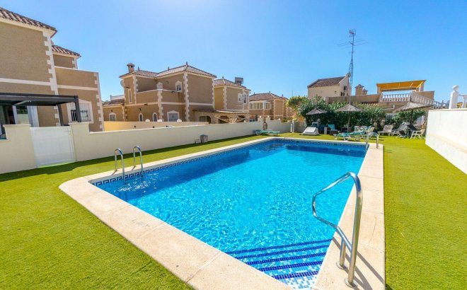 Revente - Town House -
Orihuela Costa - Costa Blanca