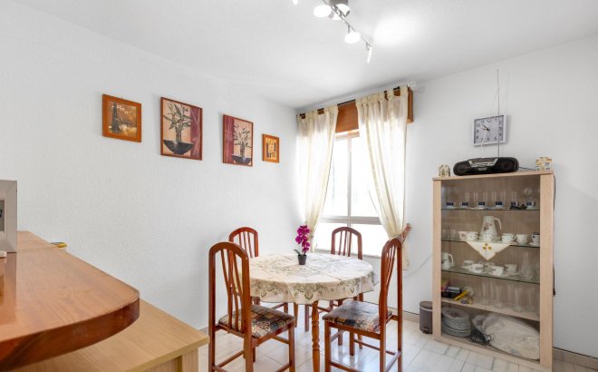 Revente - Bungalow -
Torrevieja - Centro