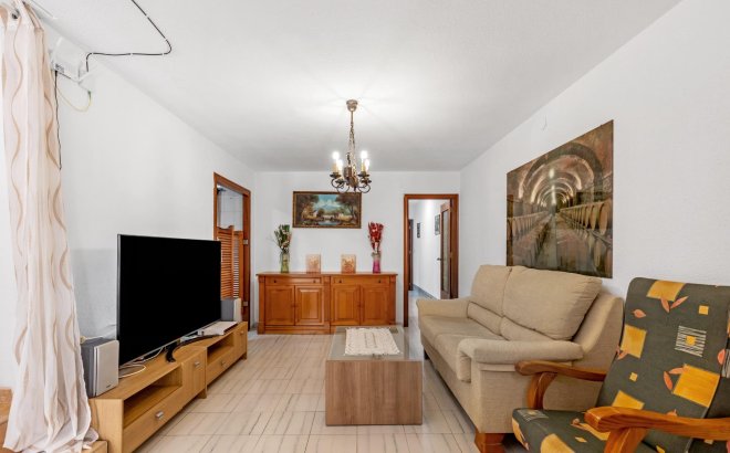 Revente - Bungalow -
Torrevieja - Centro