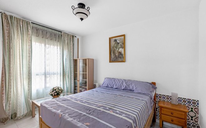 Revente - Bungalow -
Torrevieja - Centro