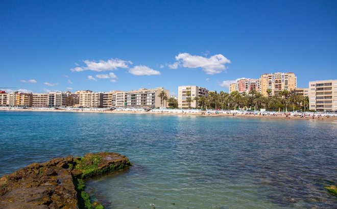 Revente - Bungalow -
Torrevieja - Centro