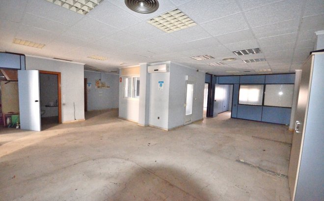 Herverkoop - Appartement -
Torrevieja - Centro