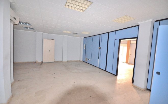 Herverkoop - Appartement -
Torrevieja - Centro