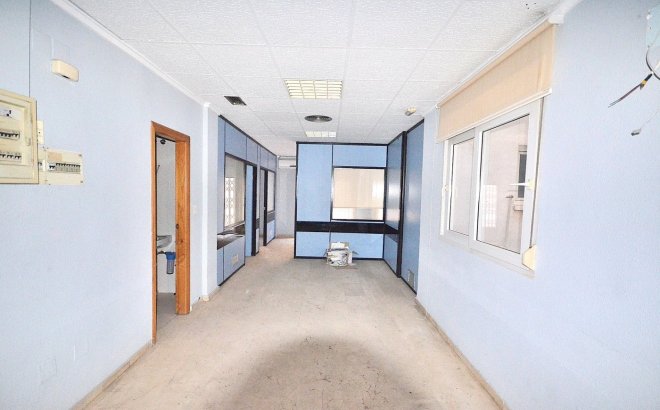 Herverkoop - Appartement -
Torrevieja - Centro