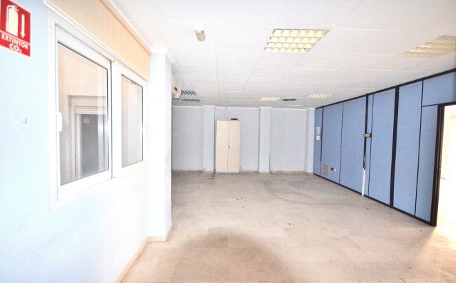 Herverkoop - Appartement -
Torrevieja - Centro