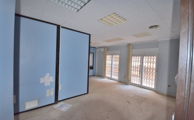 Herverkoop - Appartement -
Torrevieja - Centro