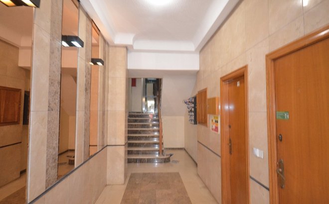 Herverkoop - Appartement -
Torrevieja - Centro