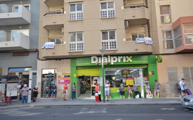 Herverkoop - Appartement -
Torrevieja - Centro