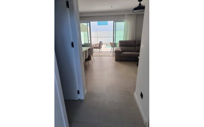 Resale - Bungalow -
Pilar de la Horadada - El Mojón