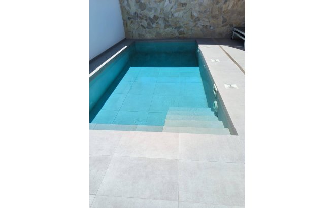 Resale - Bungalow -
Pilar de la Horadada - El Mojón