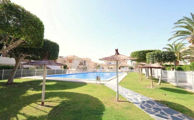 Resale - Apartment -
Orihuela Costa - Costa Blanca