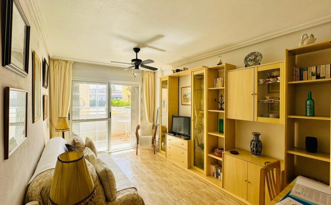 Revente - Appartement -
Torrevieja - Costa Blanca