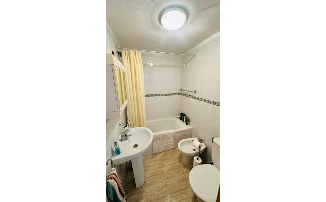 Revente - Appartement -
Torrevieja - Costa Blanca