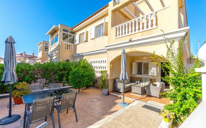 Resale - Dúplex -
Orihuela Costa - Playa Flamenca
