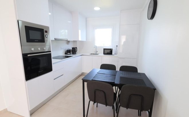 Resale - Bungalow -
Orihuela Costa - Costa Blanca