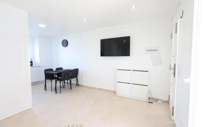 Resale - Bungalow -
Orihuela Costa - Costa Blanca