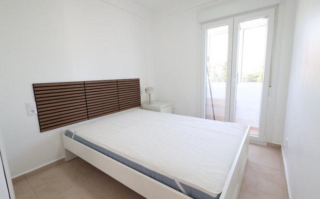 Resale - Bungalow -
Orihuela Costa - Costa Blanca