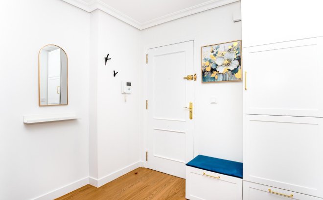 Resale - Apartment -
Torrevieja - Centro