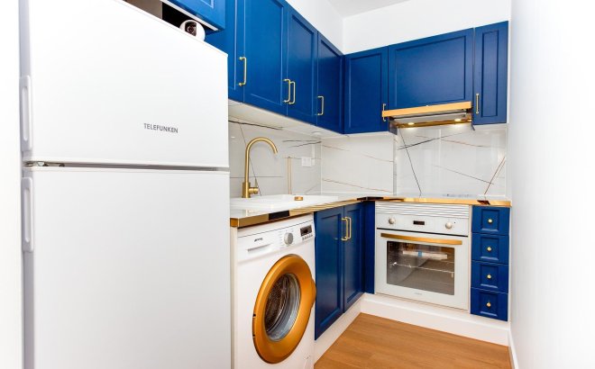 Resale - Apartment -
Torrevieja - Centro