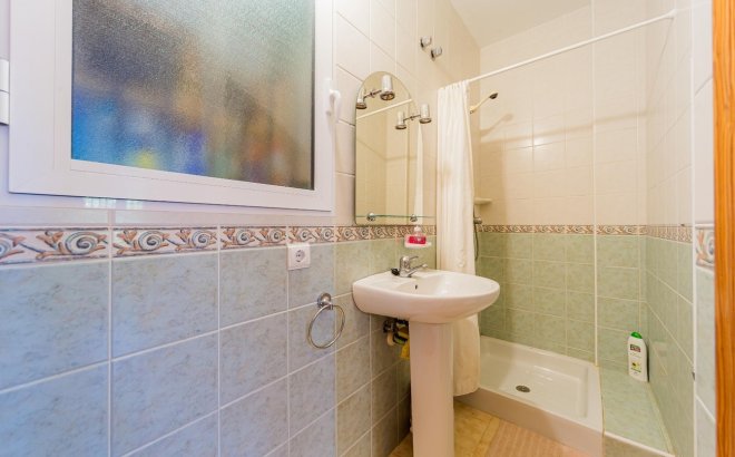 Resale - Dúplex -
Dehesa de Campoamor - Costa Blanca