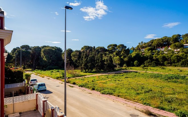 Resale - Dúplex -
Dehesa de Campoamor - Costa Blanca